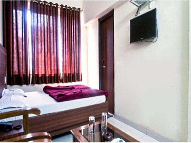 Hotel Umang Лакхнау Экстерьер фото